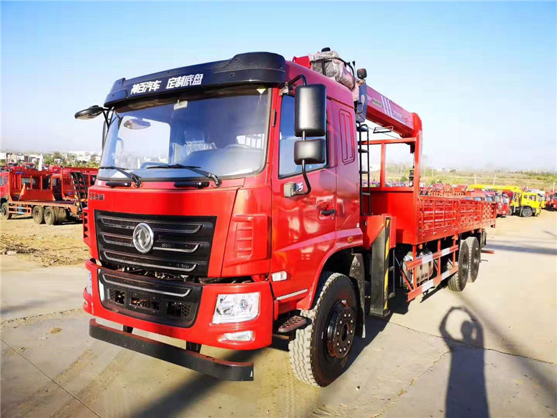 東風(fēng)華神后八輪F5隨車(chē)吊