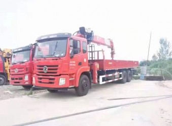 東風錦程后八輪隨車吊底盤，配長興12噸吊機，價格，多少錢？廠家報價